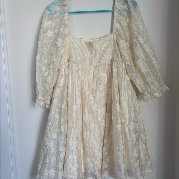 Honey Cream Floral Embroidered Babydoll Spring Dress Medium Fairytale Dreamy - Picture 4 of 8